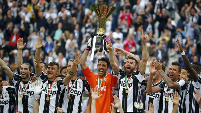 Penyerang Juventus, Paulo Dybala, mencetak dua dari lima gol kemenangan Si Nyonya Tua ke gawang Sampdoria, Sabtu (14/5) malam waktu setempat.