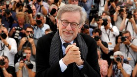 Steven Spielberg Sarankan 'Schindler's List' Diajarkan di SMA