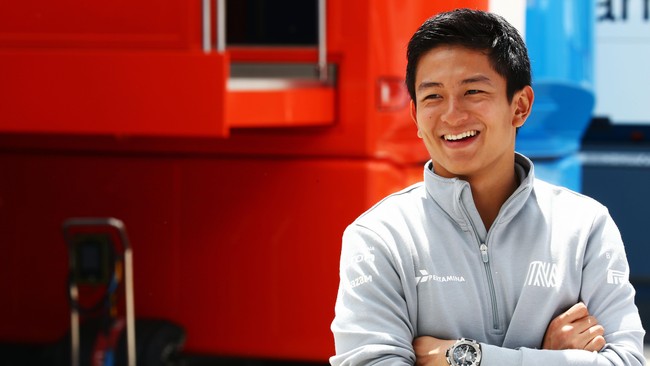 Rio Haryanto tak membuang cita-citanya menjajal atau bahkan menjuarai Formula 1. Namun, ia menyadari ada demikian banyak rintangan di hadapannya.