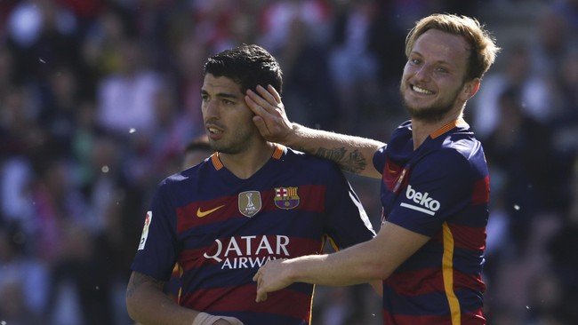 Ivan Rakitic berhasil mengantarkan Bacelona unggul 1-0 atas Atlethic Bilbao di babak pertama laga lanjutan La Liga, Minggu (28/8) waktu setempat.