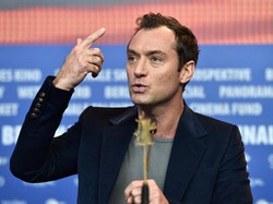 Jude Law Jadi Pengisi Suara Buku Harry Potter