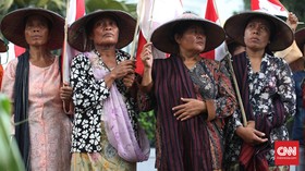 Peringati Harkitnas, Warga Kendeng Berjalan Kaki 20 Kilometer