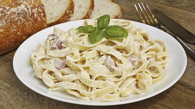 Pasta seringkali dianggap berbahaya untuk lingkar pinggang seseorang. Tapi penelitian terbaru mengatakan sebaliknya.