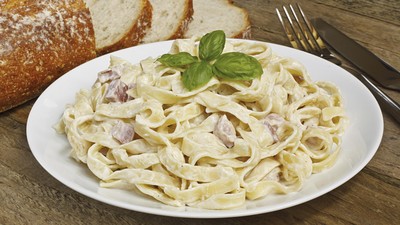 Kisah Tragis Pangeran Italia yang Kini Berjualan Pasta