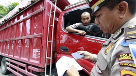Truk Barang Berlebih Rugikan Negara Rp43 Triliun Per Tahun