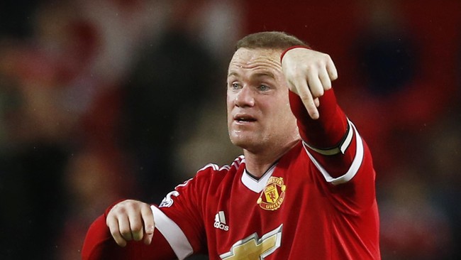 Menurut mantan kapten Manchester United, Bryan Robson, keberadaan Zlatan Ibrahimovic justru bukan ancaman bagi Wayne Rooney di Setan Merah.