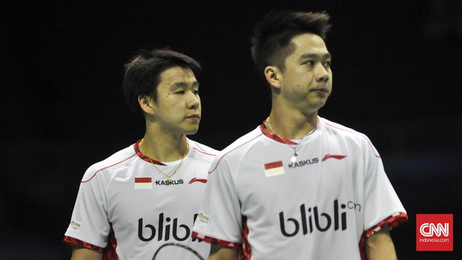Di babak pertama All England 2017, Kevin Sanjaya Sukamujo/Markus Fernaldi langsung menghadapi mantan senior mereka di pelatnas: Hendra Setiawan.