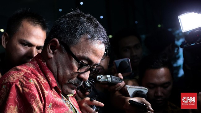 Uang yang diduga masuk ke kantong Rano dan sejumlah pihak bersumber dari perusahaan-perusahaan yang dibawa Wawan untuk menjalankan proyek pengadaan alkes.