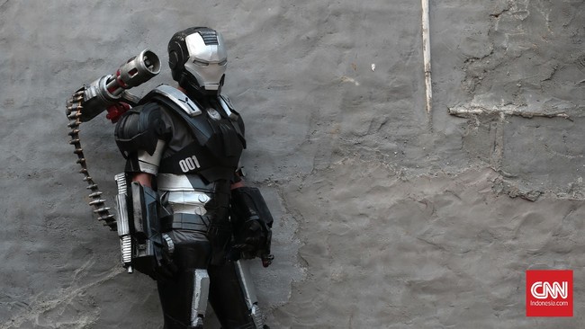 Berkah 'Kegilaan' Perajin Purwarupa Iron Man