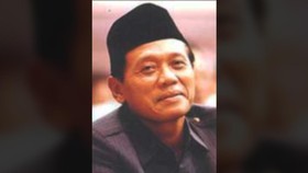 Kesehatan Menteri Penerangan Orde Baru Harmoko Menurun