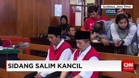 Pembunuh Salim Kancil Dituntut Penjara Seumur Hidup