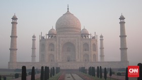 Legenda Cinta Sultan Mughal di Taj Mahal