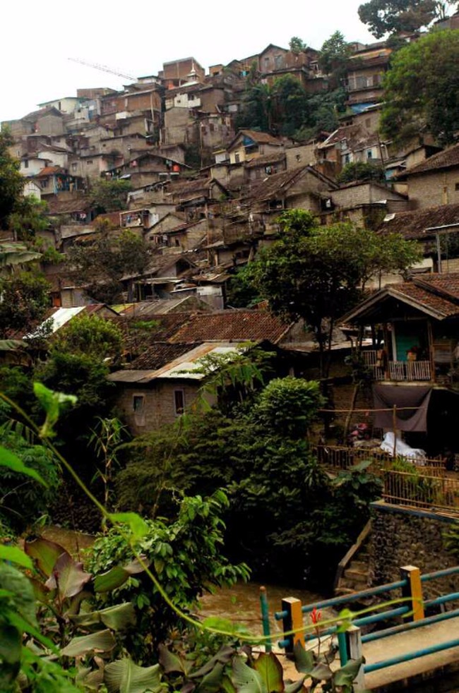 Kampung 200 Bandung