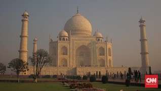Aksi India 'Sewakan' Taj Mahal ke Swasta Tuai Kecaman