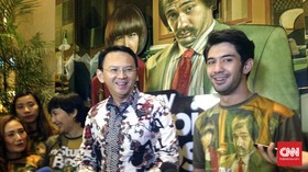 Ahok Terus Terbahak Kala Menonton 'My Stupid Boss'