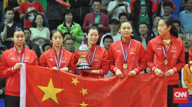 China kembali menunjukkan domimasinya di Piala Uber dengan menyabet trofi ke-14 sepanjang gelaran turnamen bulutangkis bergengsi di dunia itu.