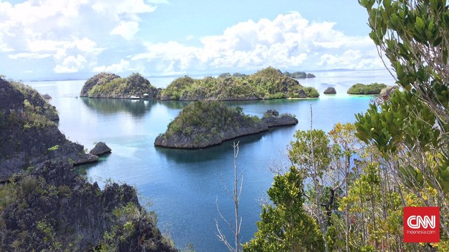 pemandangan di Talaga Bintang, Raja Ampat, Papua Barat