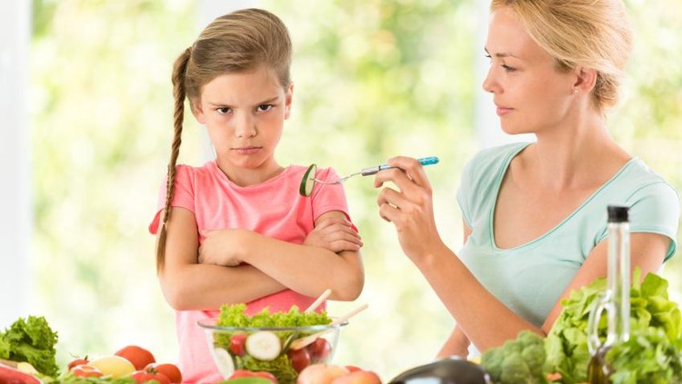 Kalau si kecil mogok makan, Bunda bisa rayu dengan kata-kata cinta seperti ini.
