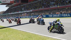 Rossi Tak Finis GP Belanda, Miller Juara
