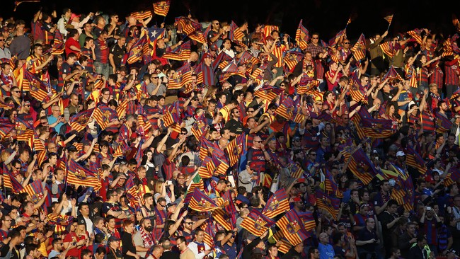Suporter Barcelona mengabaikan aturan UEFA, dan akan mengibar-kibarkan bendera Katalonia saat laga perdana Liga Champions 2016/17.