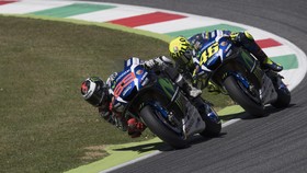 Lorenzo Puji Rossi yang Serba Bisa