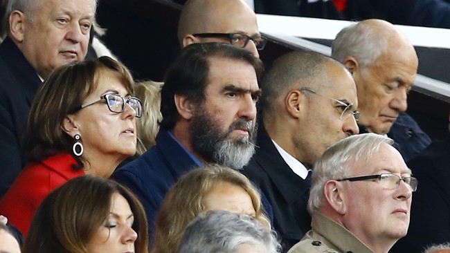 Lelucon Eric Cantona, sang Komisioner Sepak Bola yang ditunjuk dirinya sendiri, tentang kursi manajer timnas Inggris pascagagal di Piala Eropa 2016.