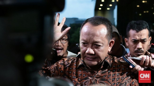 KPK mengklaim telah menelusuri sejumlah apartemen mewah di Jakarta maupun di kota lain, namun belum menemukan tersangka Nurhadi.
