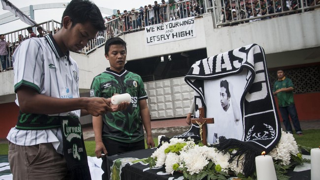 Komisi Disiplin PT Gelora Trisula Semesta (GTS) menilai peristiwa meninggalnya suporter Persija Jakarta dan PSS Sleman terjadi di luar area stadion.