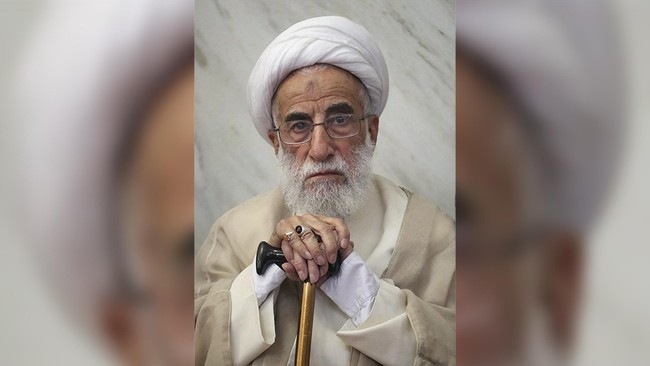 Ahmad Jannati terpilih sebagai Kepala Majelis Ahli Iran, yang berkuasa untuk menunjuk pemimpin tertinggi selanjutnya menggantikan Ayatollah Ali Khamenei. 
