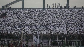 Pesan Menyentuh Pelatih PSS Usai Fan Kejar Wasit Pasca Lawan Persija