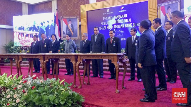 BRI memberi fasilitas hedging sebesar US$750 juta, BNI US$ 619 juta, dan Bank Mandiri US$ 555 juta.