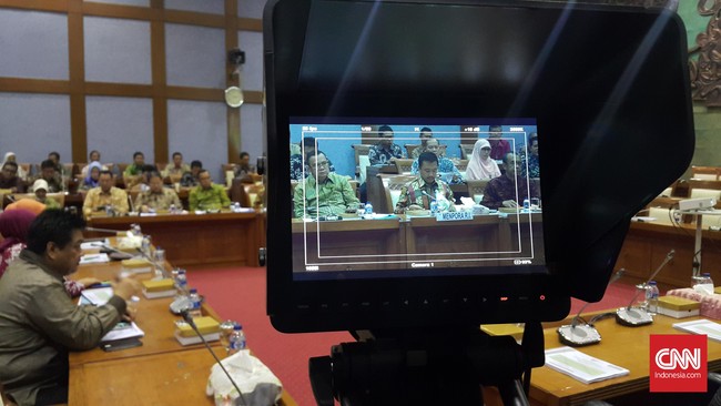 Jelang digelarnya Asian Games 2018, Kemenpora akan mengalami pemotongan anggaran senilai Rp609 miliar, atau 18,8 persen dari nilai anggaran semula.