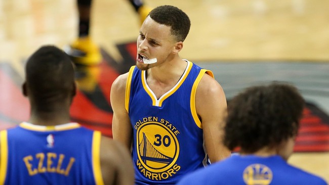 Setelah tampil mengesankan sepanjang musim reguler, Golden State Warriors kini hanya punya peluang kecil untuk lolos ke final NBA.