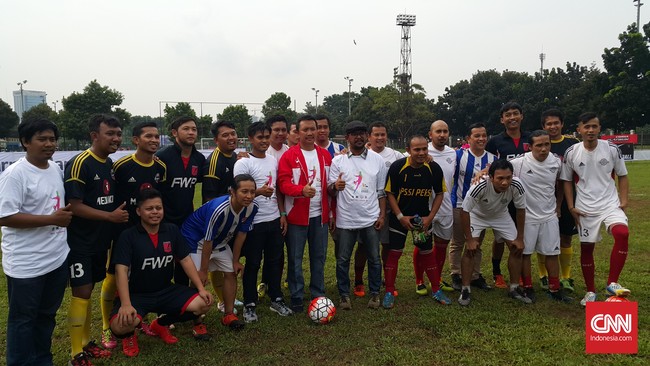 Menurut Menpora RI, Imam Nahrawi, pelaku yang terlibat dalam kericuhan pada laga Persegres menghadapi PS TNI, harus segera ditindak tegas pihak kepolisian.