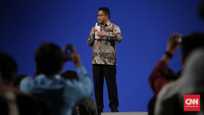 "Saya sebetulnya cemburu sama Singapura. Di sana murid setingkat preschool sudah diberi pelajaran coding," kata Rudiantara.