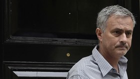 Carragher Juga Yakin Mourinho Juara