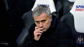 Mourinho Teken Kontrak sebagai Manajer MU