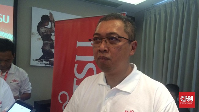 Fujitsu bakal agresif memasarkan komputasi awan setelah membangun data center di Bogor. Mereka mengandalkan cloud untuk infrastruktur, software, dan platform.
