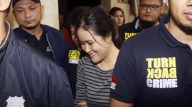 Bolak-balik Berkas Perkara Jessica Menuju Meja Hijau