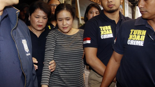 Jaksa penuntut umum kini tinggal menunggu penetapan waktu sidang dari panitera Pengadilan Negeri Jakarta Pusat.