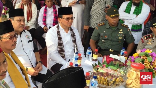 Ketua Fraksi Partai Golkar DPRD DKI Jakarta Zainuddin alias Oding menyatakan tak semua anggota partai sepakat memberikan dukungan kepada Ahok.