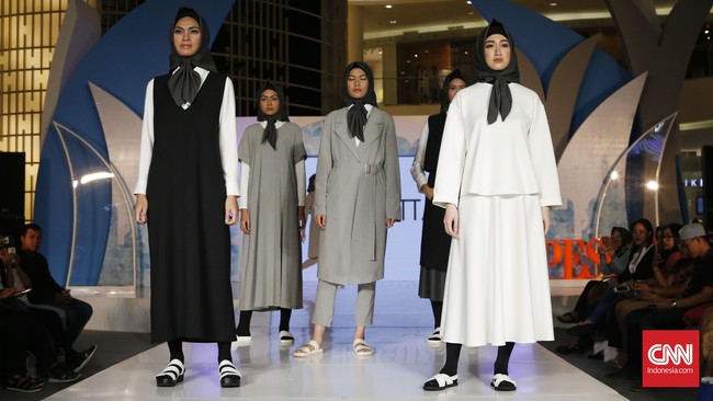 Padu-Padan Coat Ringan di Bulan Ramadan