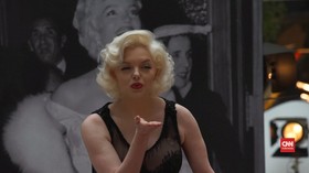 Marilyn Monroe Melukis Wanita Tanpa Busana