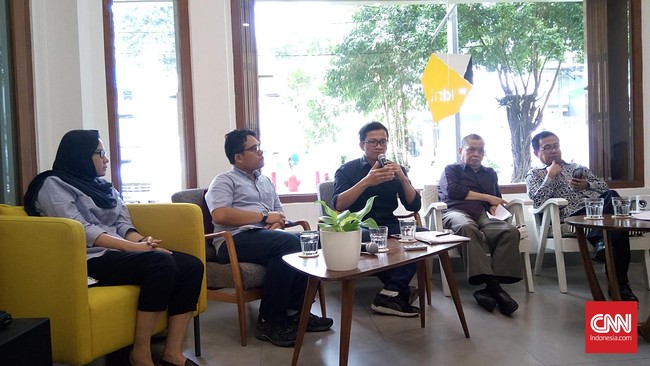 Pemerintah dinilai mendapat dukungan baik dari sisi sosial maupun politik untuk mengungkap kasus pelanggaran HAM berat masa lalu.
