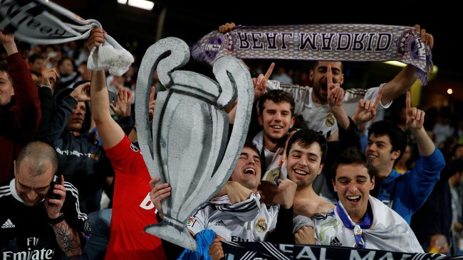 Polisi mengerahkan 3.000 pasukan untuk mencegah bentrokan antara suporter Madrid dan Atletico di kota dua tim itu bermarkas.