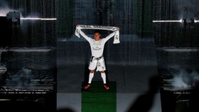 Ronaldo Kalahkan King James Soal Pendapatan