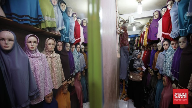 Mendag M Lutfi menyebut nilai pasar fesyen muslim Indonesia sudah mencapai Rp228 triliun. Nilai itu merupakan yang terbesar kelima di dunia.