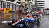 Galeri Aksi Rio Haryanto di F1 2016 Rio Haryanto harus mengakhiri kariernya sebagai pebalap Manor Racing di F1 2016. Berikut ini foto-foto aksi Rio di 12 seri yang dijalaninya bersama Manor.