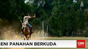 Lukas Novotny,  Maestro Memanah Sambil Berkuda