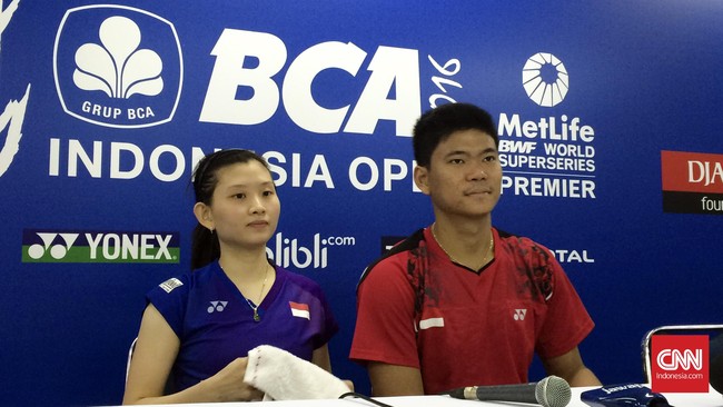 Meski mendapatkan bantuan penonton sebagai pasangan tuan rumah, Praveen Jordan/Debby Susanto tak bisa berbuat banyak menghadapi pasangan Denmark.